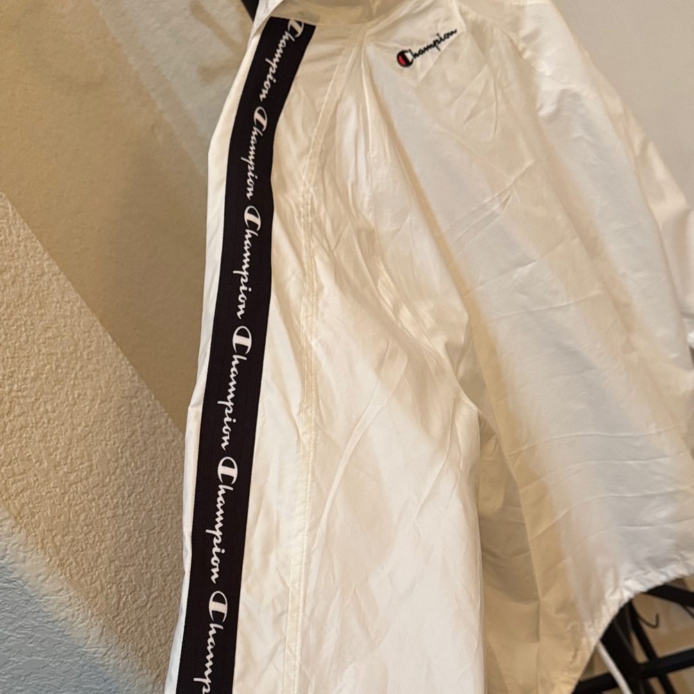 Champion White Windbreaker Jacket with Black and Red Logo - Picture 5 of 5